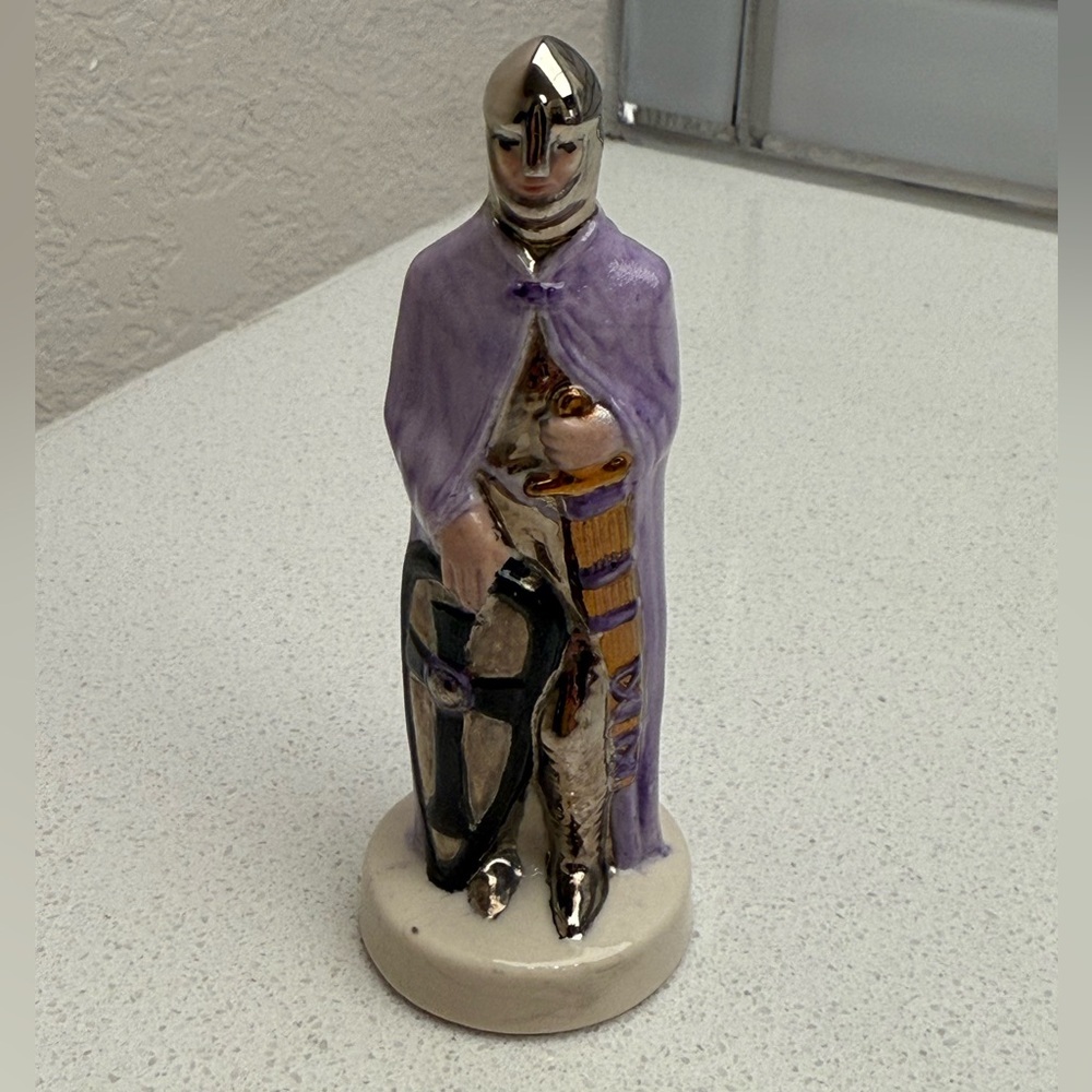 Vintage Chess Piece Alberta Molds Ceramic 1973 Hand Painted Pawn - Picture 2 of 11